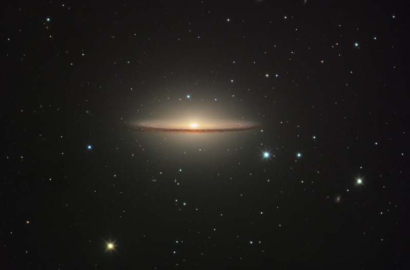 M104 (SOMBRERO GALAXY)