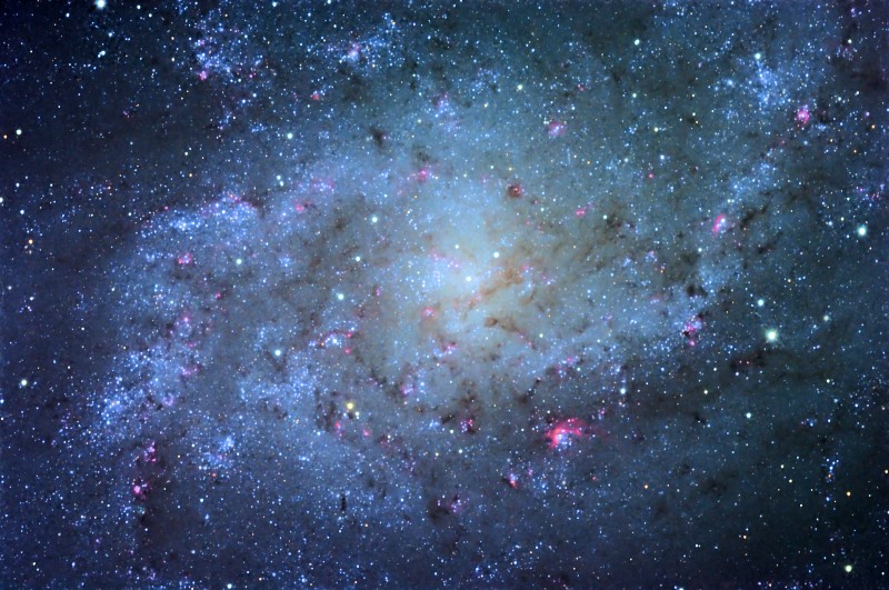 M33 (PINWHEEL GALAXY)