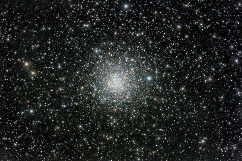 M56 (GLOBULAR CLUSTER)